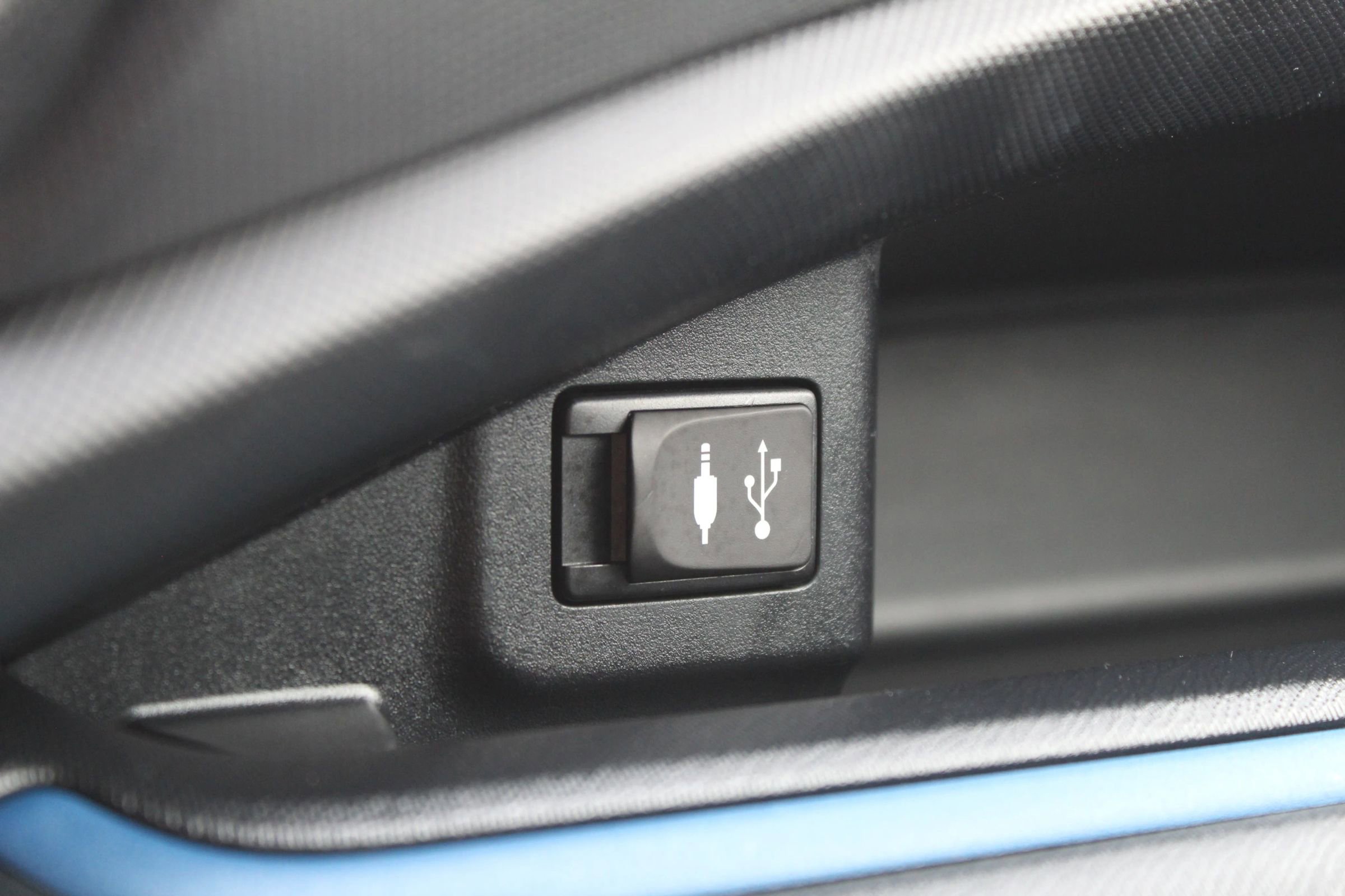Used 2013 Toyota Prius C Two FWD image 32