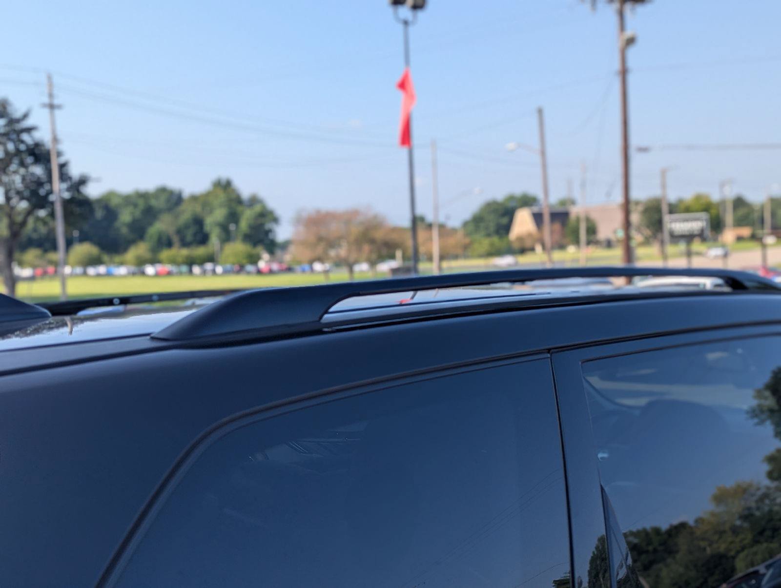 Used 2020 Nissan Pathfinder SL AWD/4WD image 37