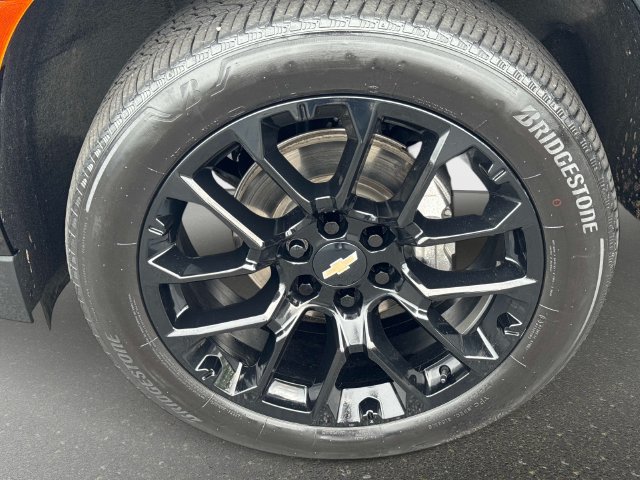 Used 2024 Chevrolet Tahoe Premier w/ Advanced Technology Package AWD/4WD image 10