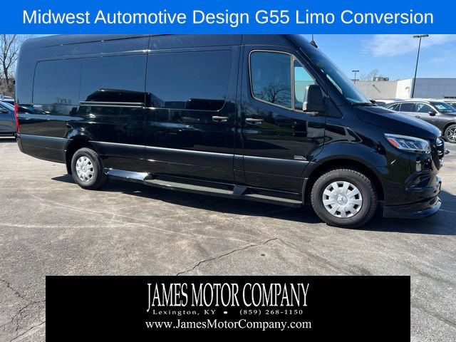 Used 2023 Mercedes-Benz Sprinter 3500 image 4