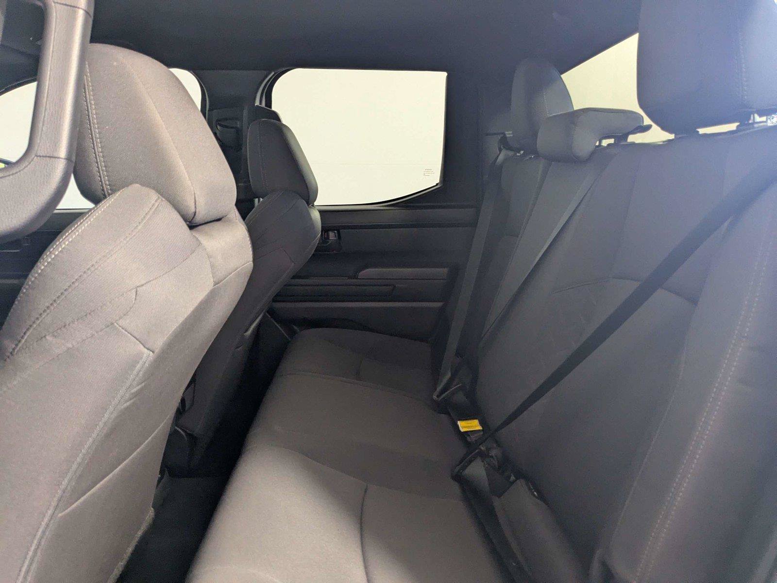 Used 2025 Toyota Tacoma SR AWD/4WD image 33