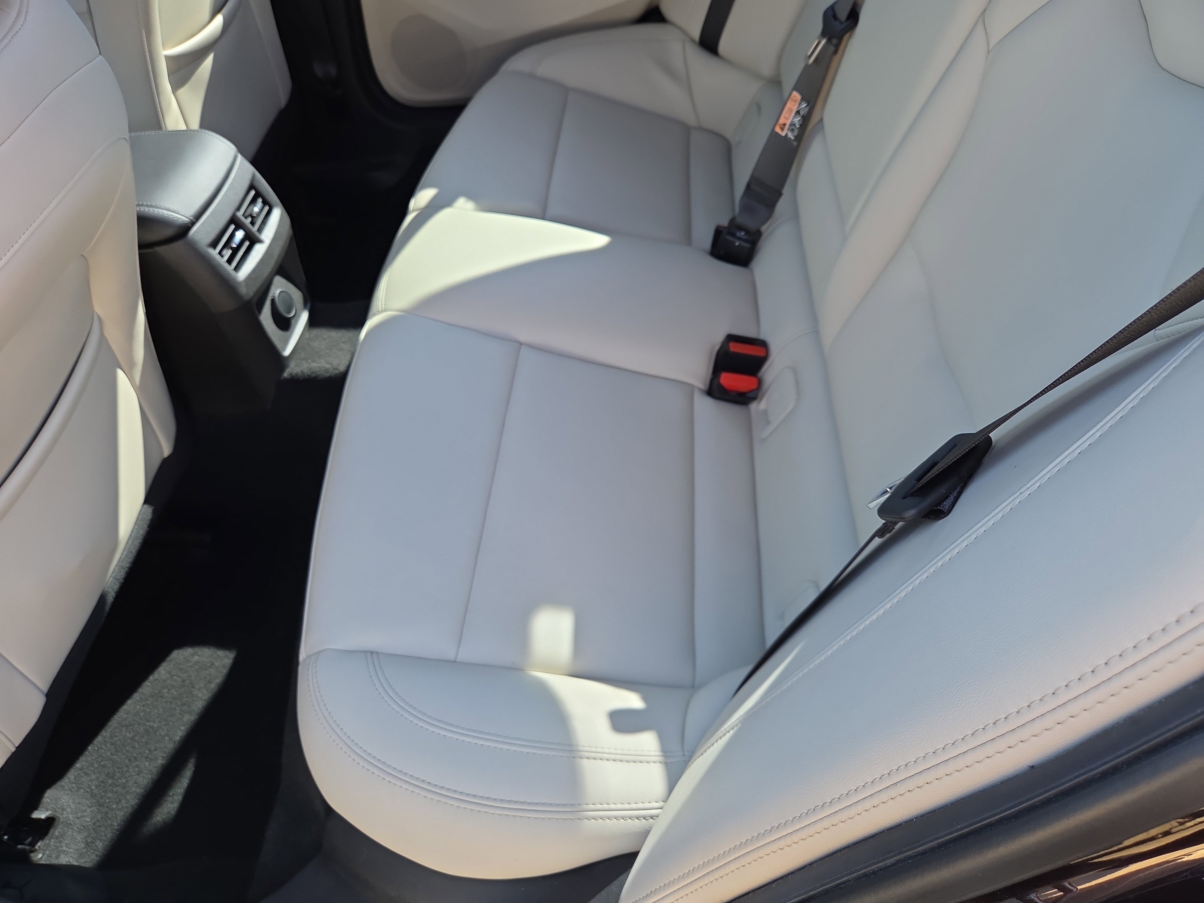 Used 2022 Cadillac CT4 Luxury w/ Sun And Sound Package image 7