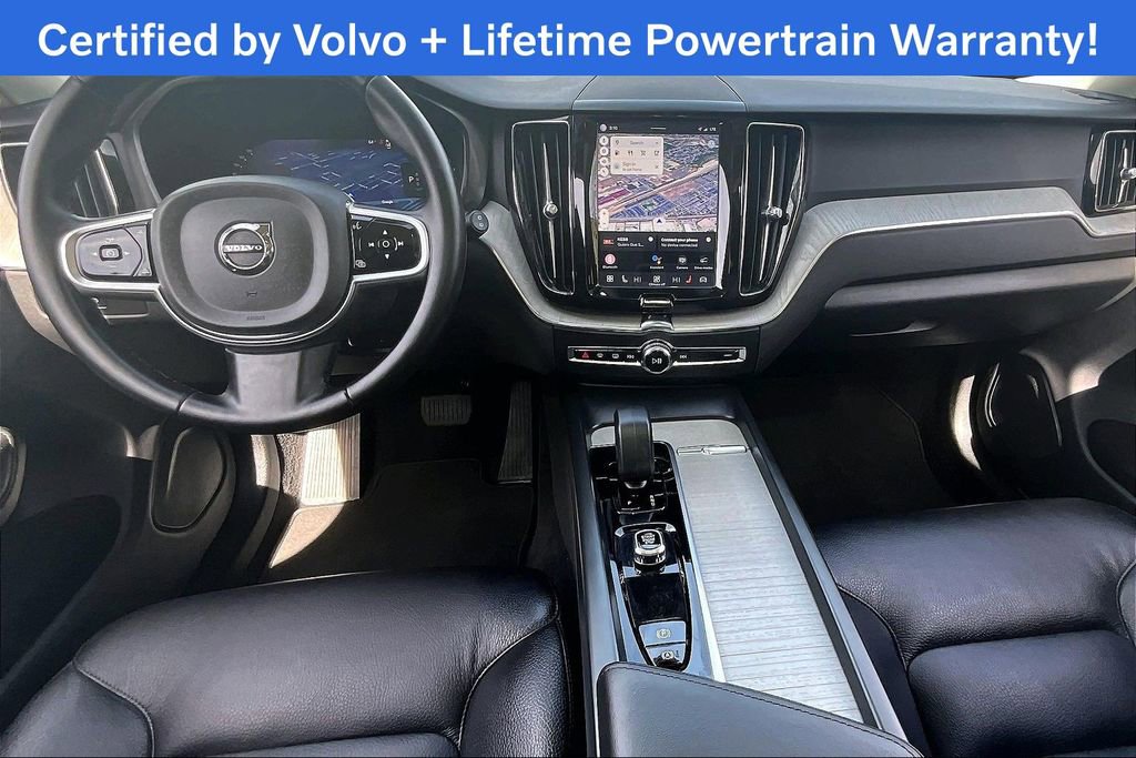 Used 2025 Volvo XC60 B5 Plus image 20