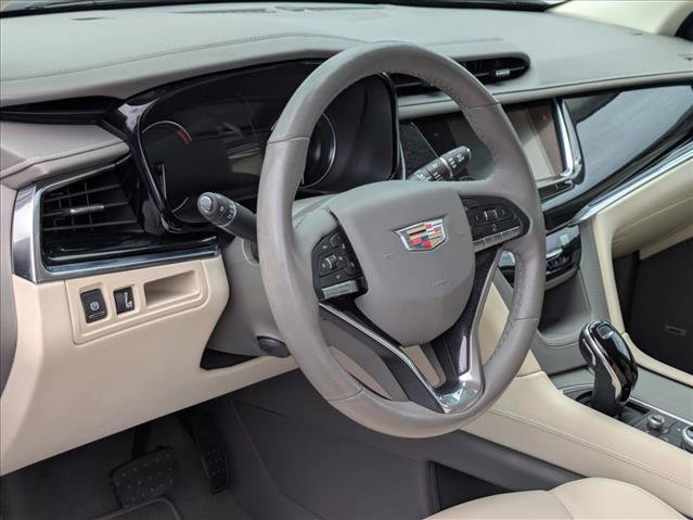 Used 2020 Cadillac XT6 Premium Luxury image 10