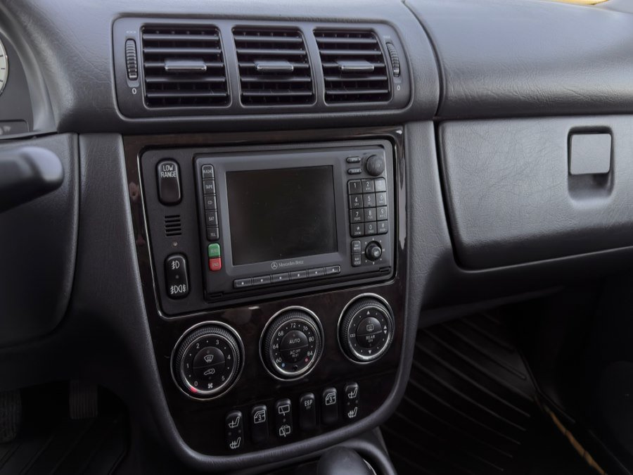 Used 2003 Mercedes-Benz ML 55 AMG 4MATIC image 30