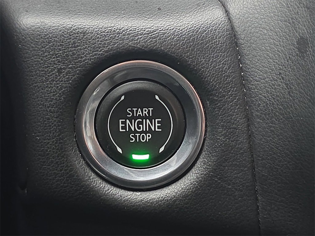 Used 2021 Chevrolet Tahoe LT image 30