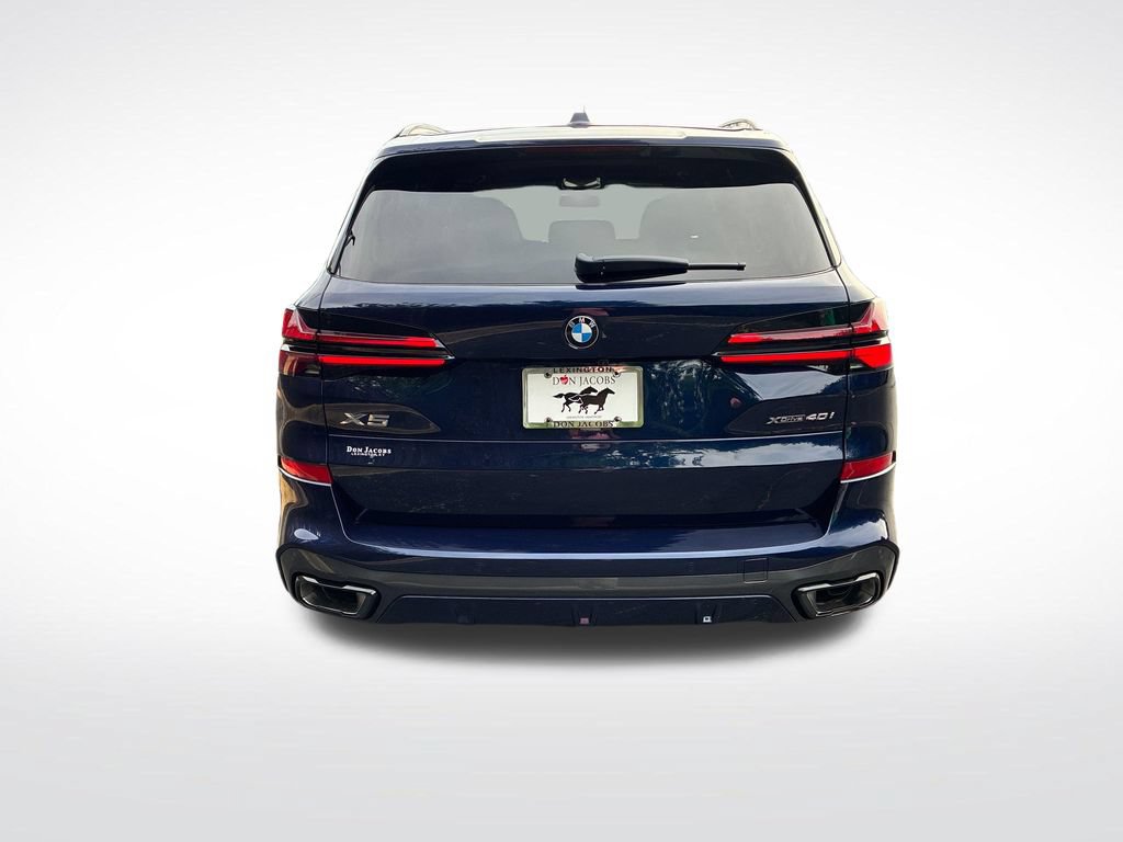 New 2026 BMW X5 xDrive40i w/ M Sport Package AWD/4WD image 4