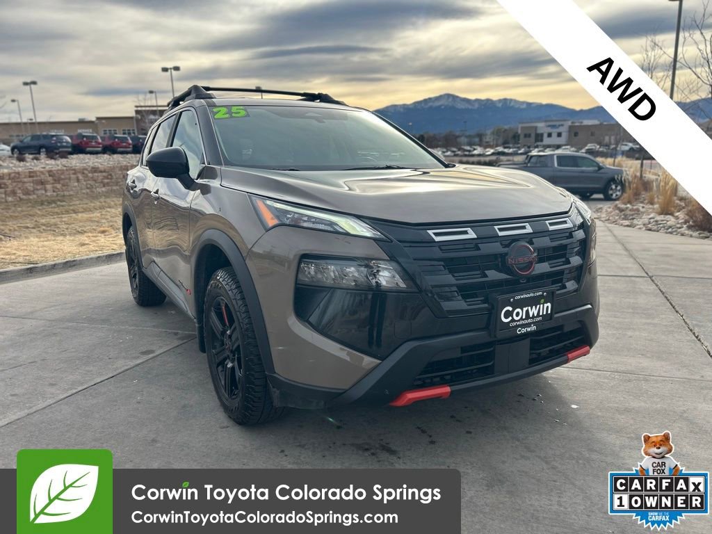 Used 2025 Nissan Rogue SV