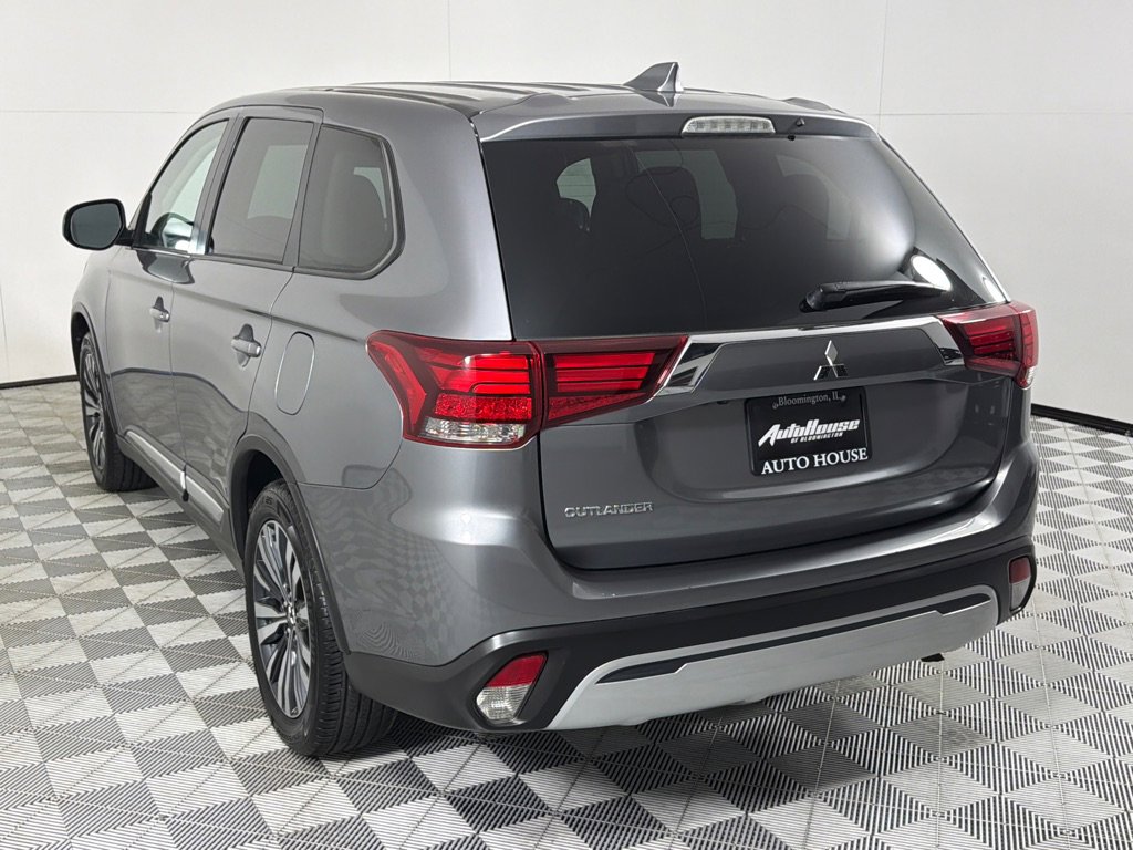 Used 2020 Mitsubishi Outlander ES FWD image 7