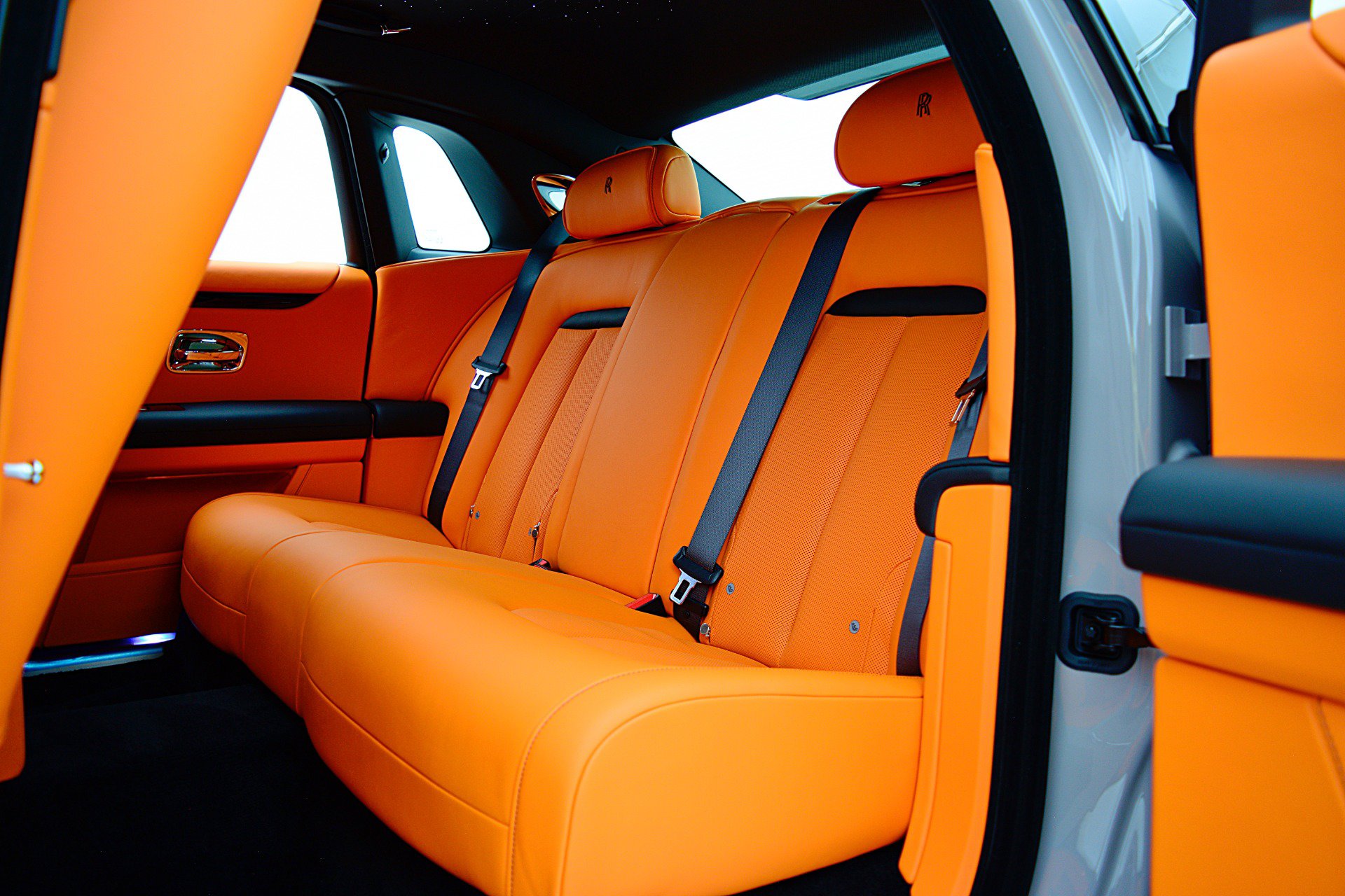 Used 2025 Rolls-Royce Ghost AWD/4WD image 41