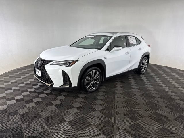 Used 2019 Lexus UX 200 F Sport w/ F Sport Premium Package FWD image 5
