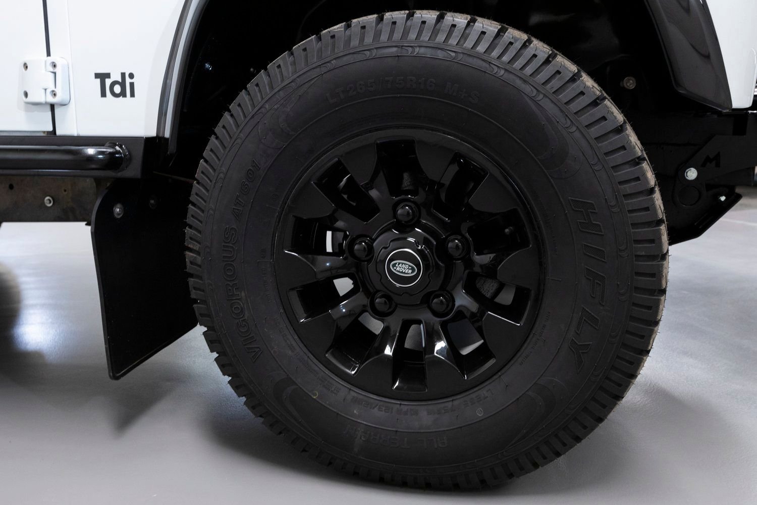 Used 1993 Porsche 968 Coupe image 8