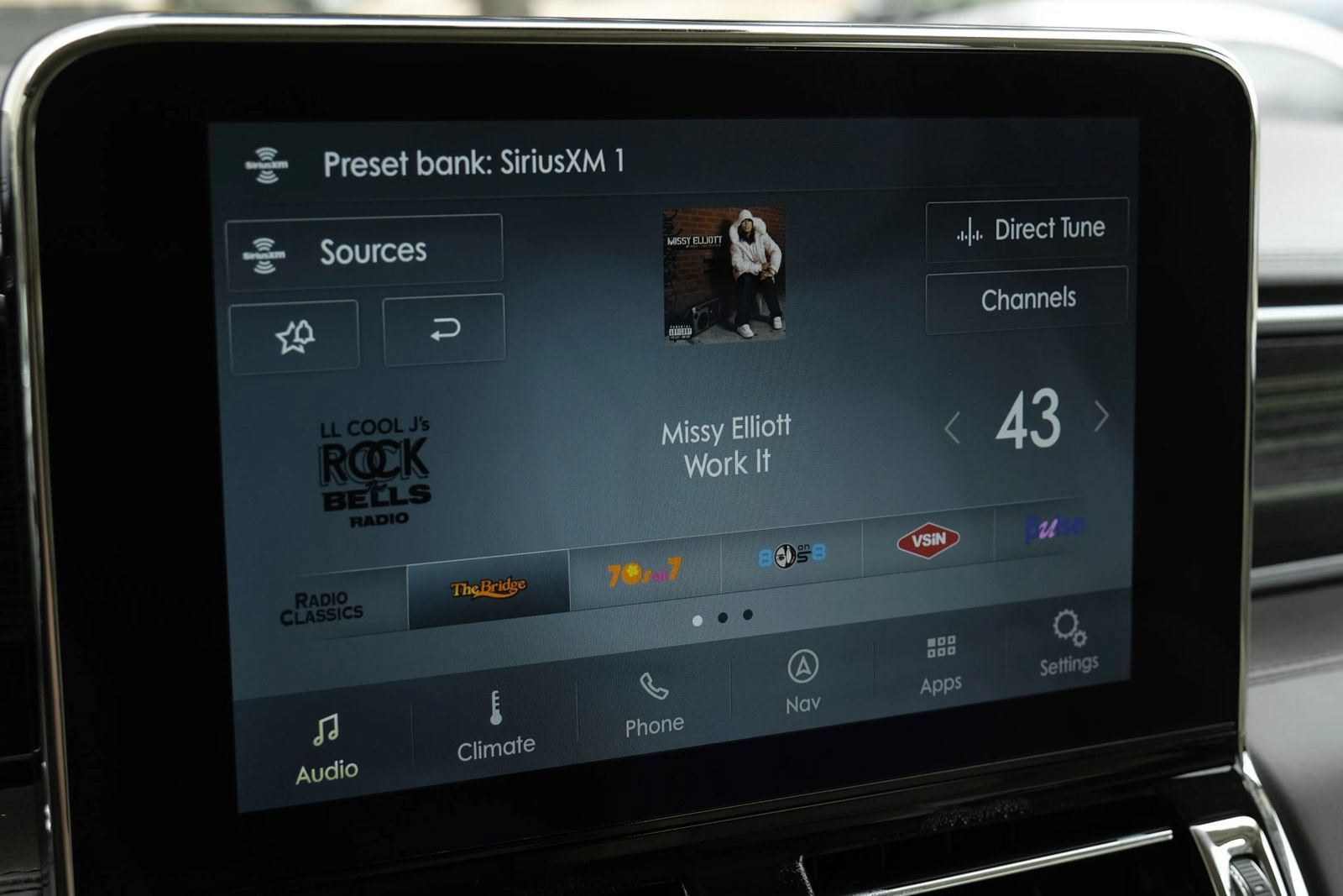 Used 2020 Lincoln Navigator Black Label w/ Cargo Convenience Package AWD/4WD image 30