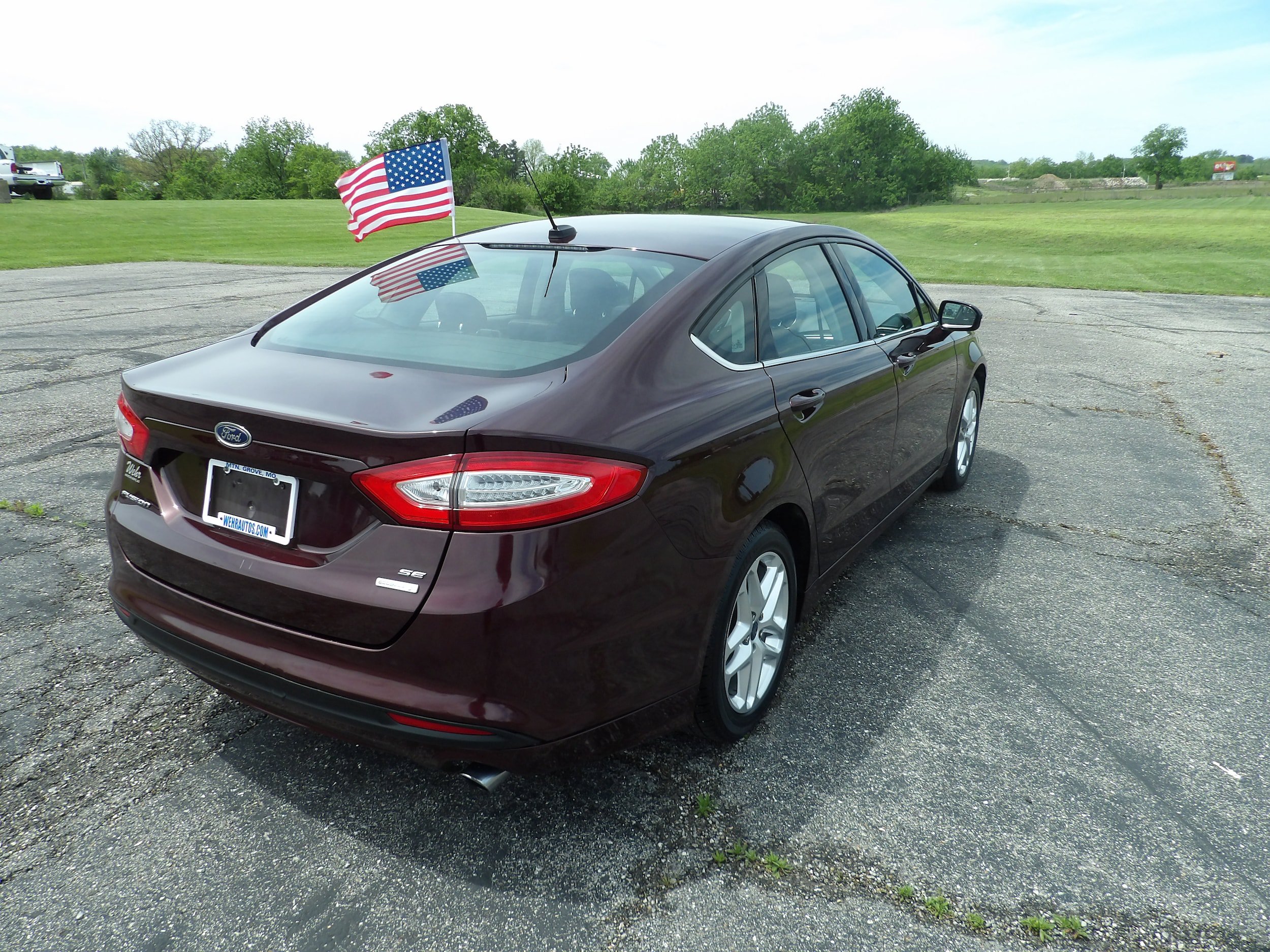 Used 2013 Ford Fusion SE FWD image 6