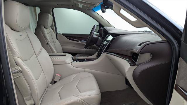Used 2015 Cadillac Escalade ESV Premium RWD image 21