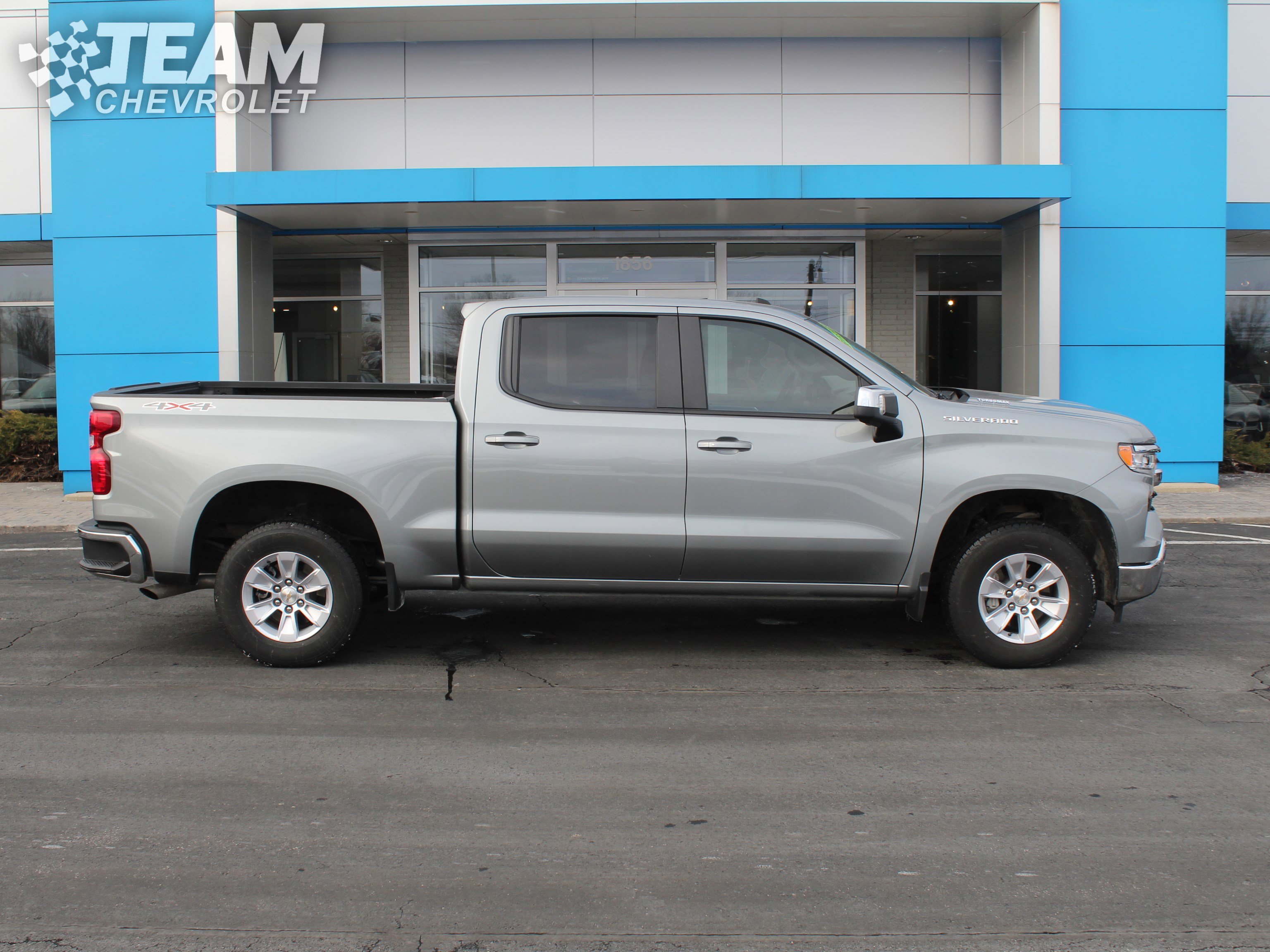 New 2026 Chevrolet Silverado 1500 LT w/ Safety Package image 3