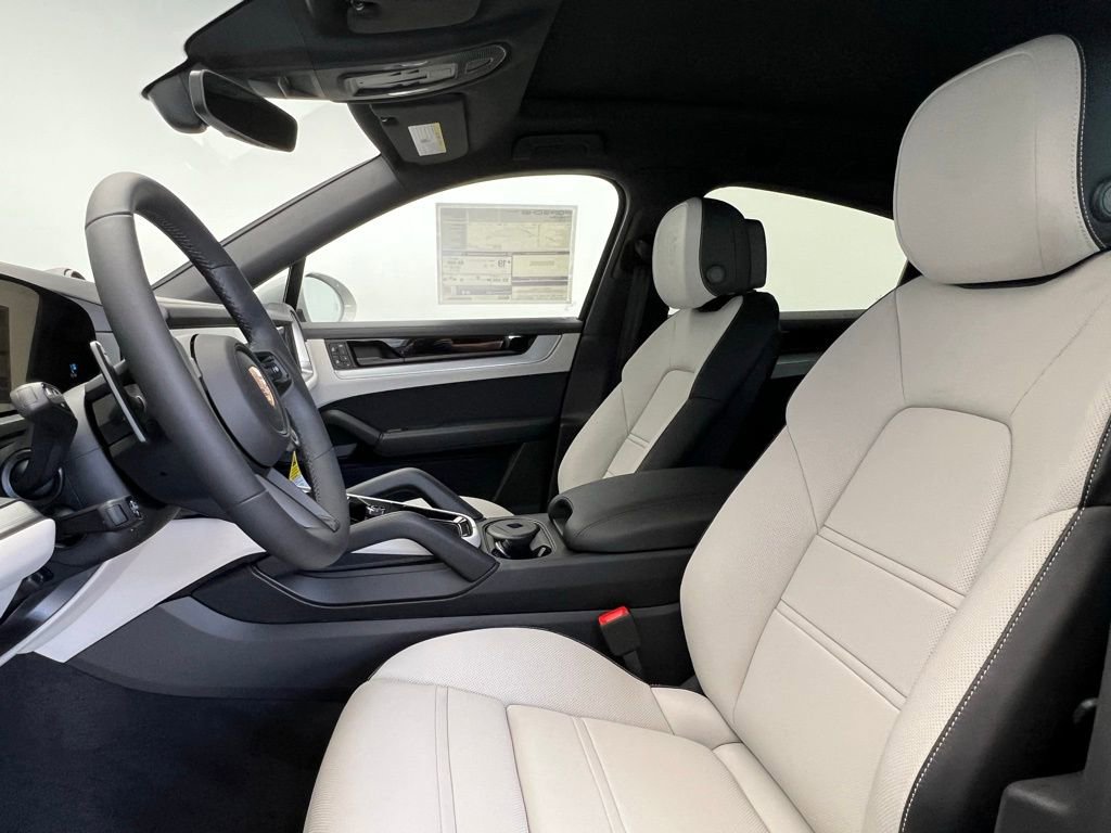 New 2026 Porsche Cayenne Coupe image 5