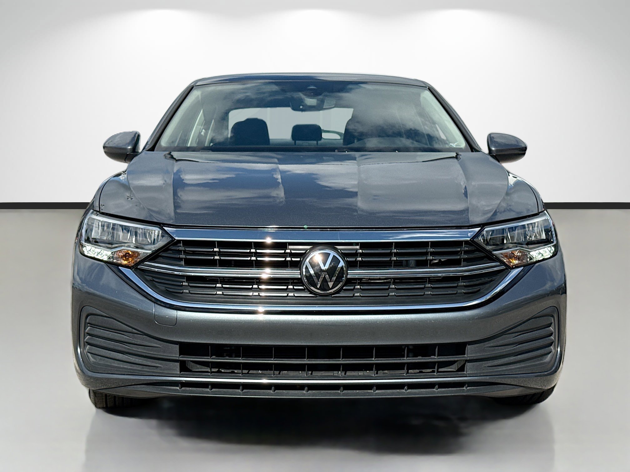 Used 2023 Volkswagen Jetta SE FWD image 8
