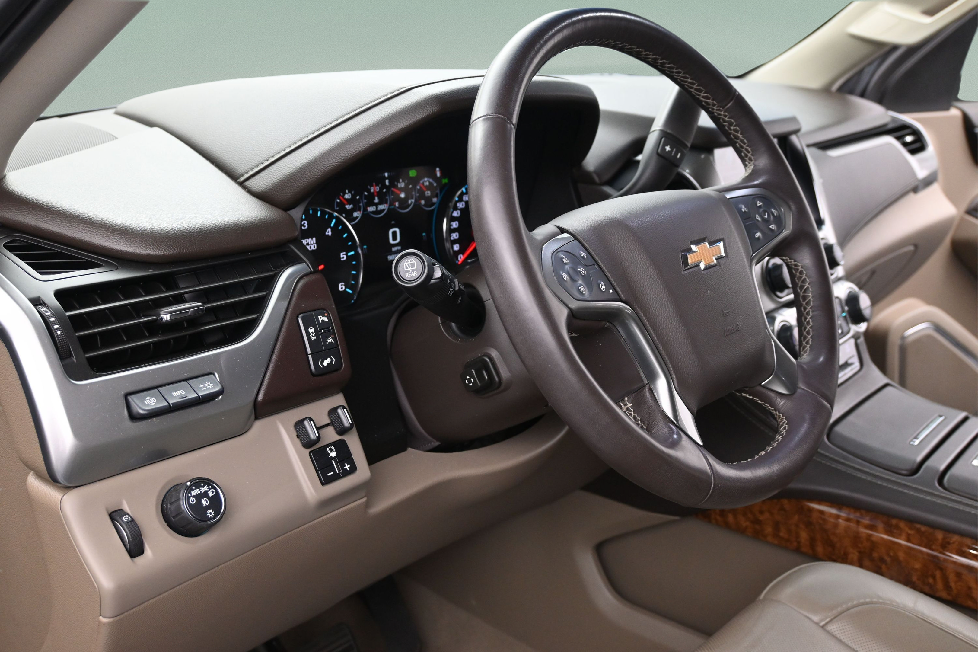 Used 2020 Chevrolet Tahoe Premier RWD image 12