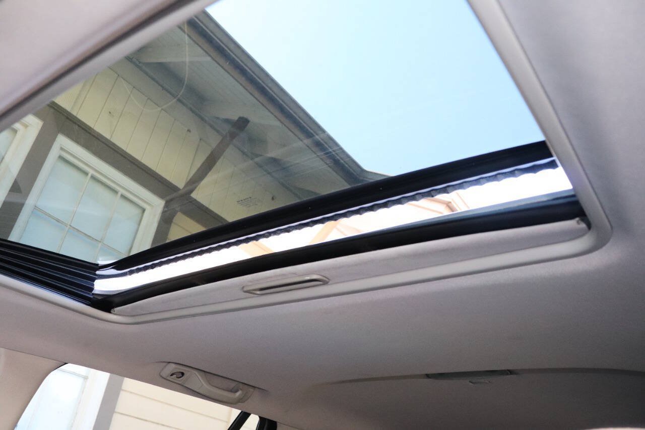 Used 2013 Volvo XC90 3.2 FWD image 28