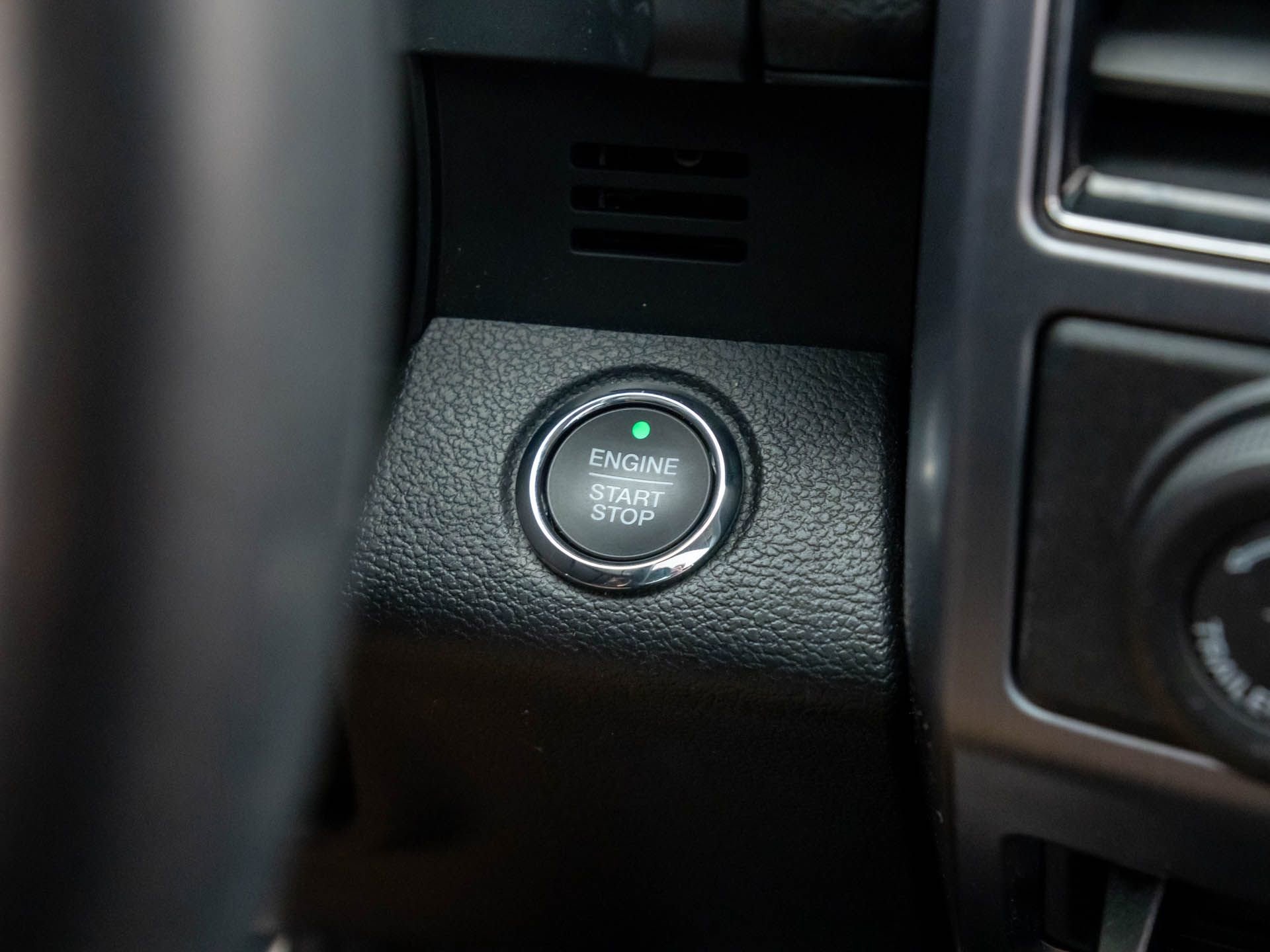 Used 2019 Ford Expedition Max Platinum image 22