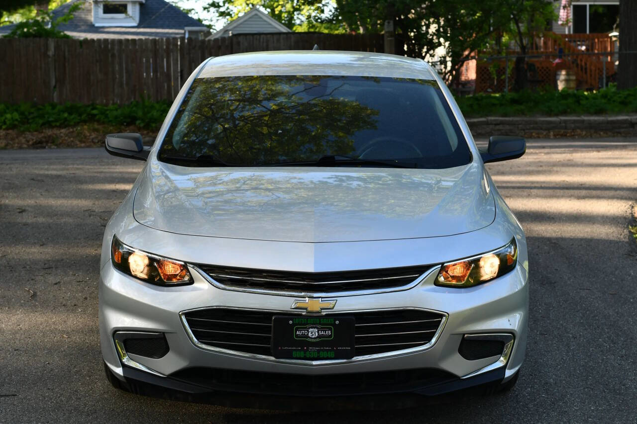 Used 2018 Chevrolet Malibu LS FWD image 2