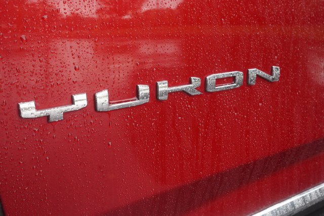Used 2025 GMC Yukon Elevation AWD/4WD image 39
