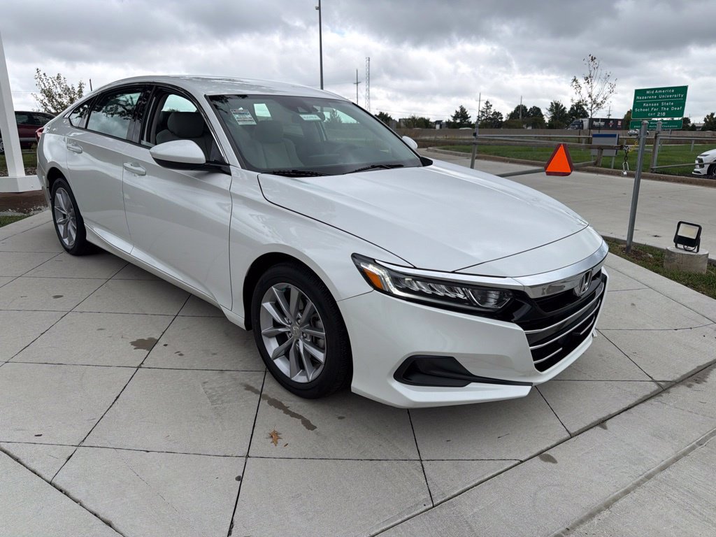Used 2021 Honda Accord LX image 2