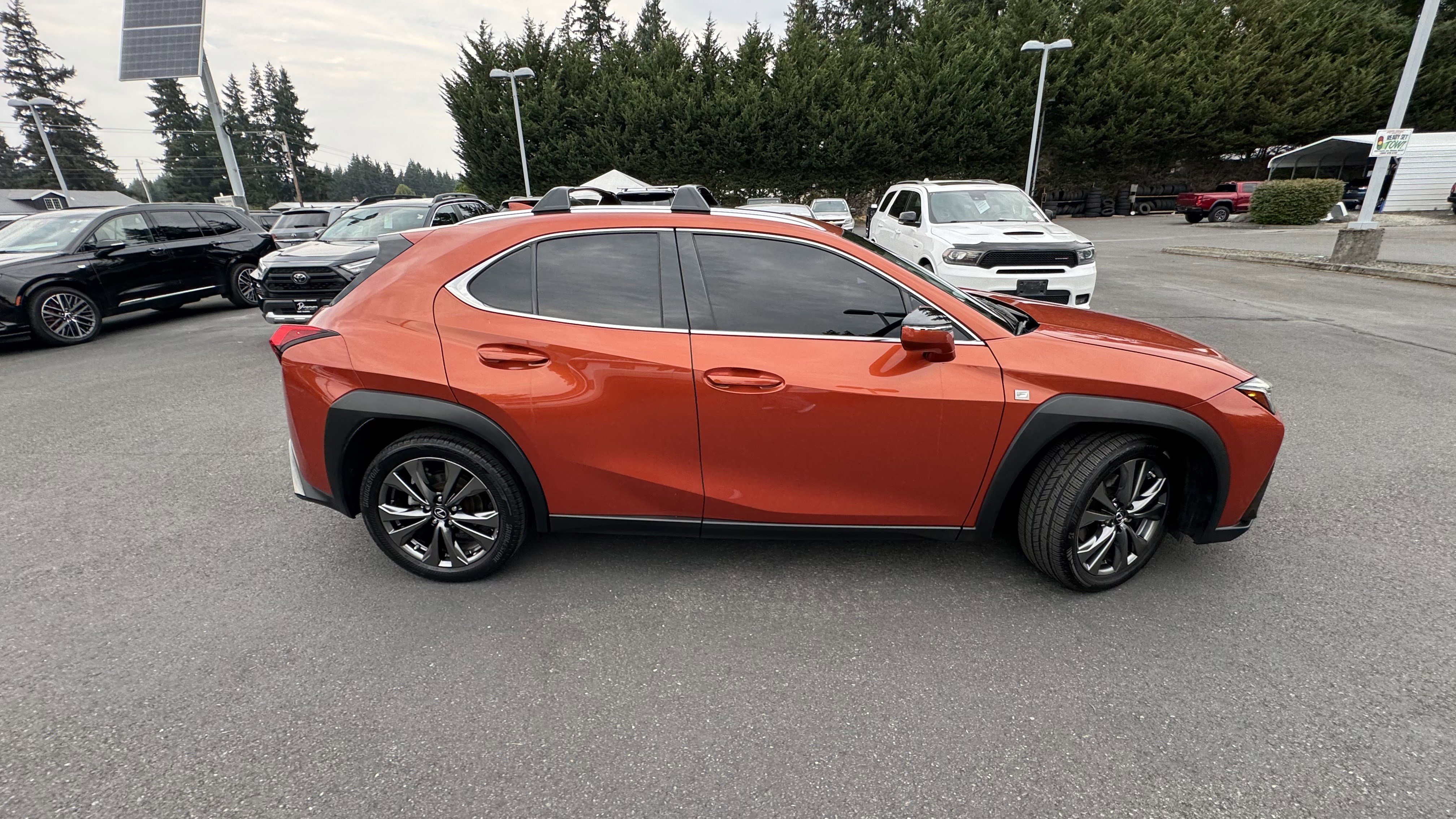 Used 2019 Lexus UX 200 F Sport image 5