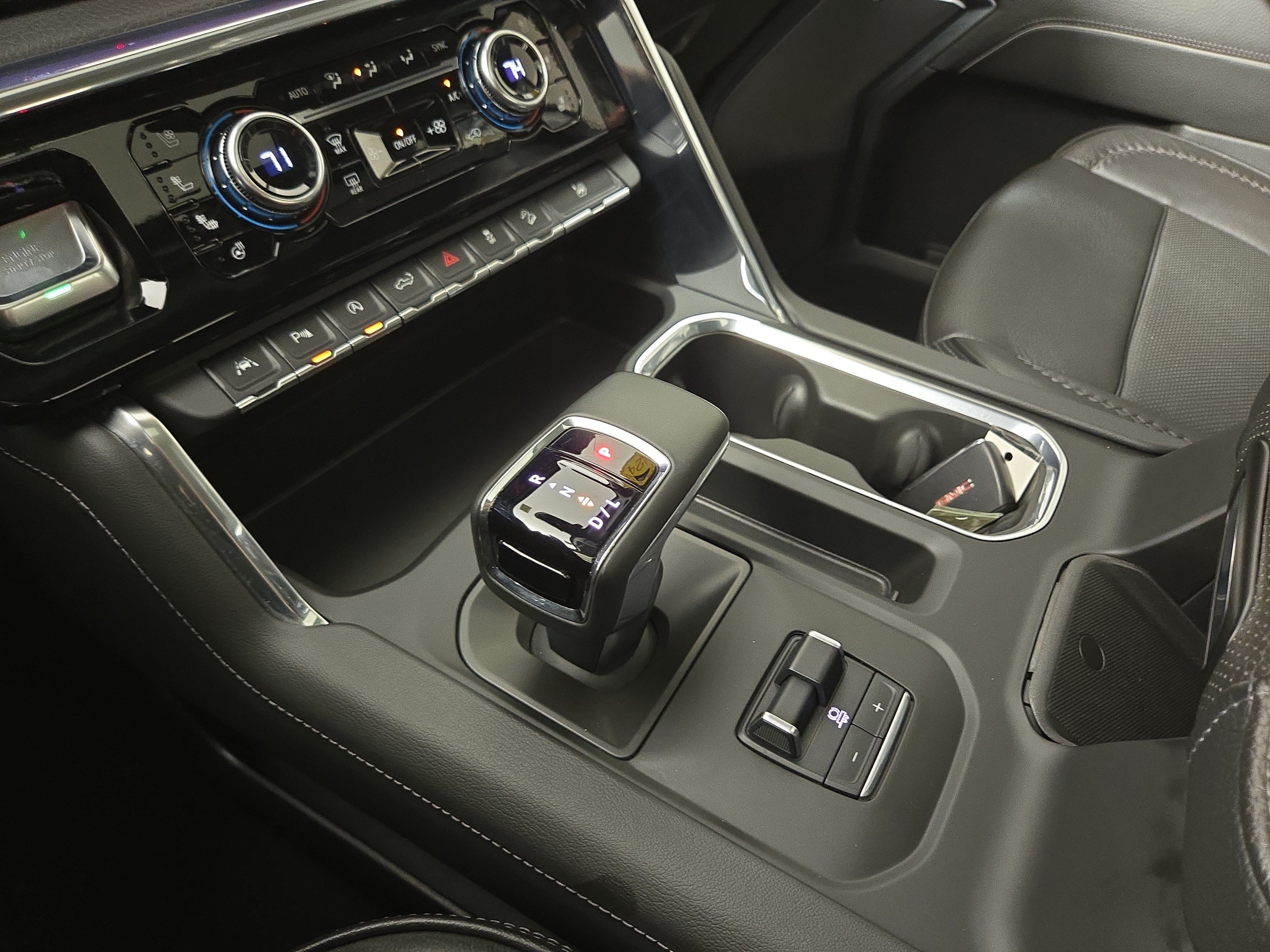 Certified 2024 GMC Sierra 1500 Denali AWD/4WD image 24