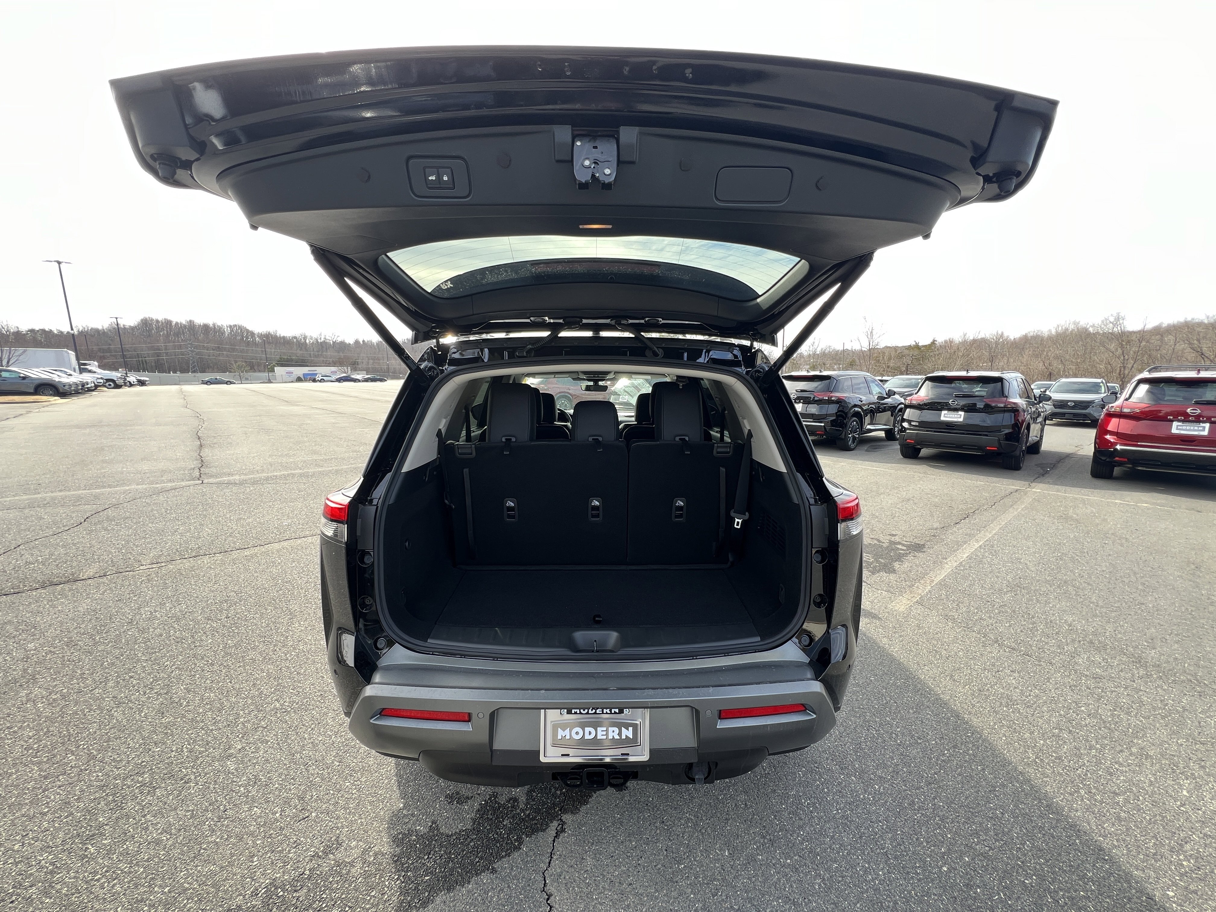 New 2026 Nissan Pathfinder SL image 34