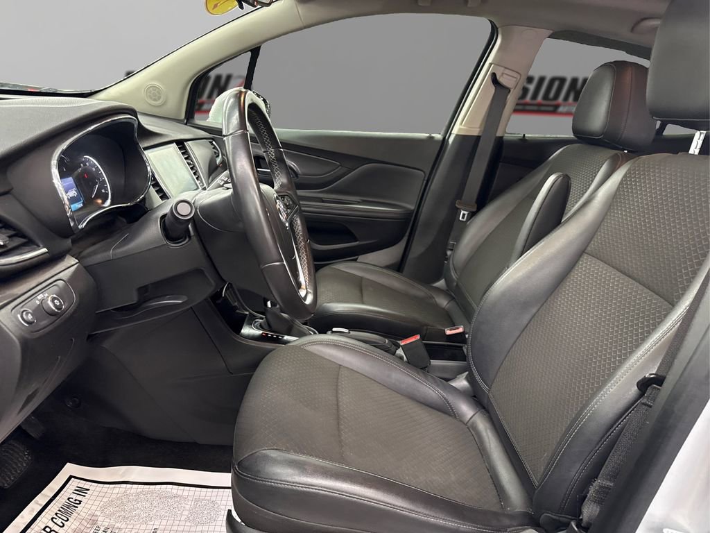 Used 2020 Buick Encore Preferred image 8