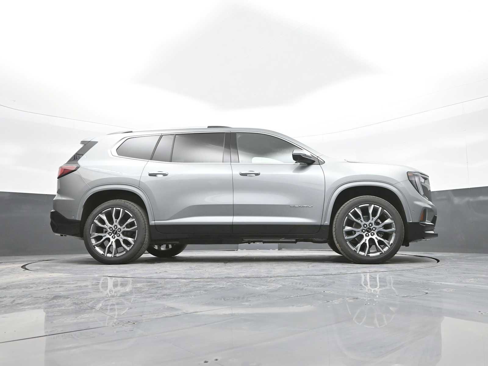 New 2026 GMC Acadia Denali Ultimate w/ LPO, Floor Liner Package image 47