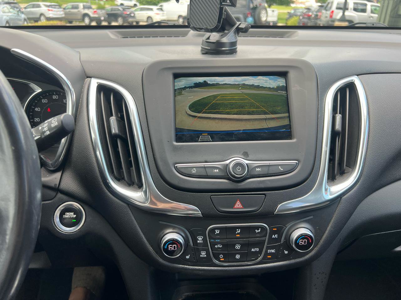 Used 2019 Chevrolet Equinox LT AWD/4WD image 13
