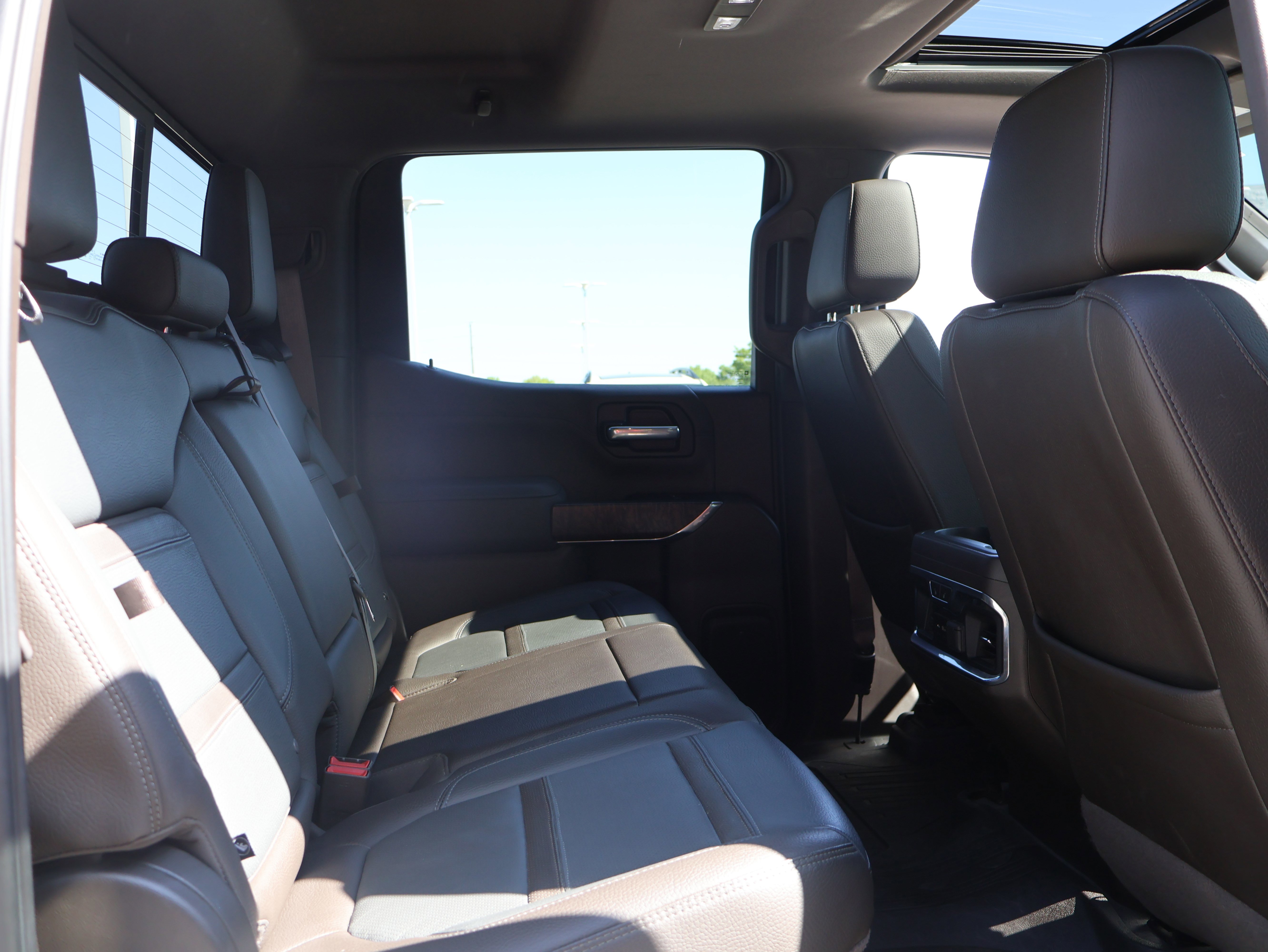 Used 2019 GMC Sierra 1500 Denali w/ Denali Ultimate Package AWD/4WD image 13