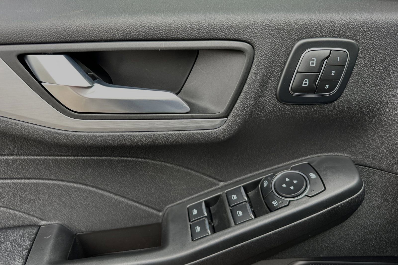 New 2024 Ford Escape Base w/ PHEV Premium Package image 8