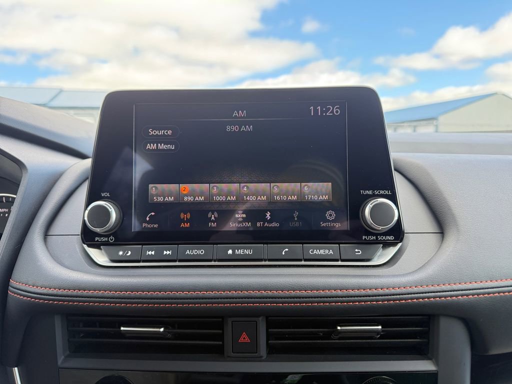 Used 2025 Nissan Rogue SV w/ Rock Creek Premium Package image 4