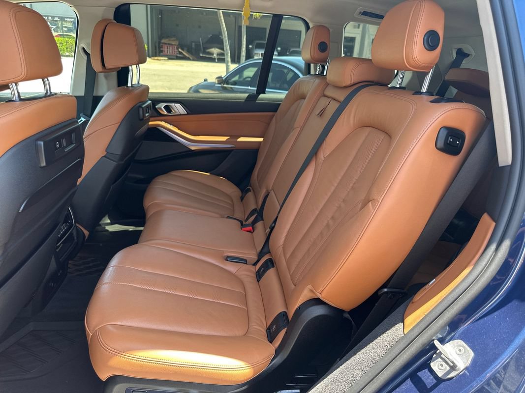 Used 2019 BMW X7 xDrive40i w/ Premium Package AWD/4WD image 25