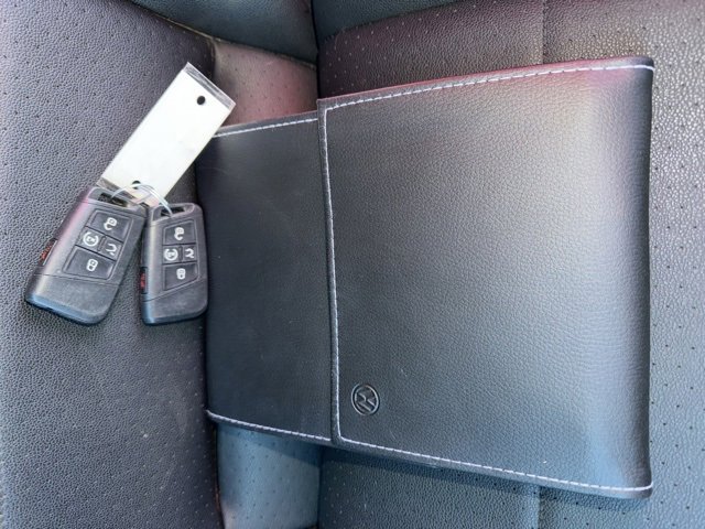 Used 2020 Volkswagen Tiguan SEL image 27