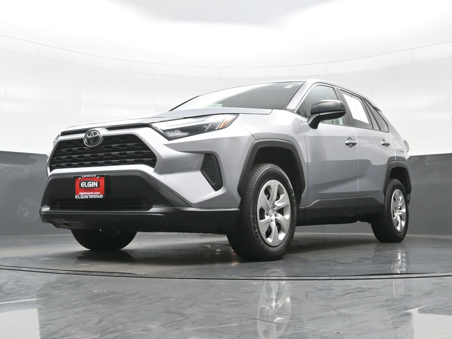 Used 2023 Toyota RAV4 LE AWD/4WD image 26