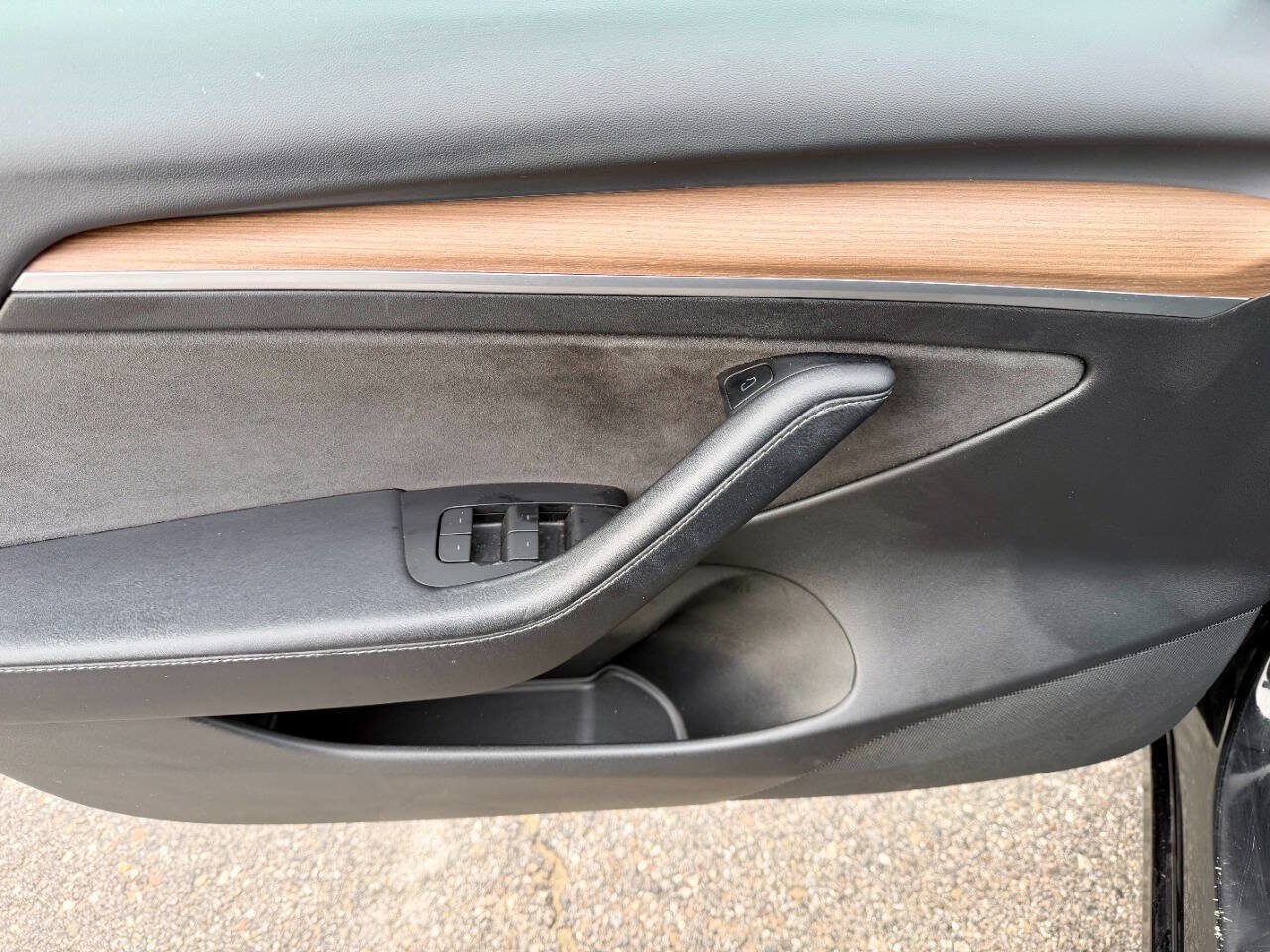 Used 2023 Tesla Model 3 Standard Range RWD image 15