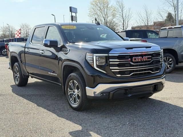 Certified 2026 GMC Sierra 1500 SLT AWD/4WD image 4
