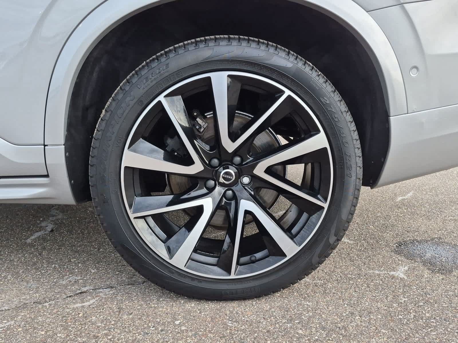 Used 2023 Volvo XC90 B6 Plus w/ Protection Package Premier AWD/4WD image 13