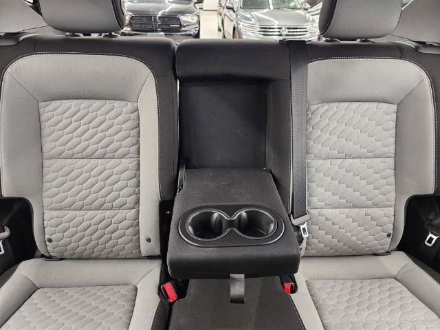 Used 2018 Chevrolet Equinox LS FWD image 37