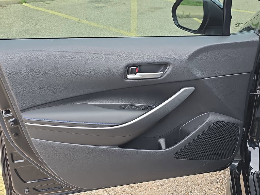 Used 2022 Toyota Corolla SE FWD image 24