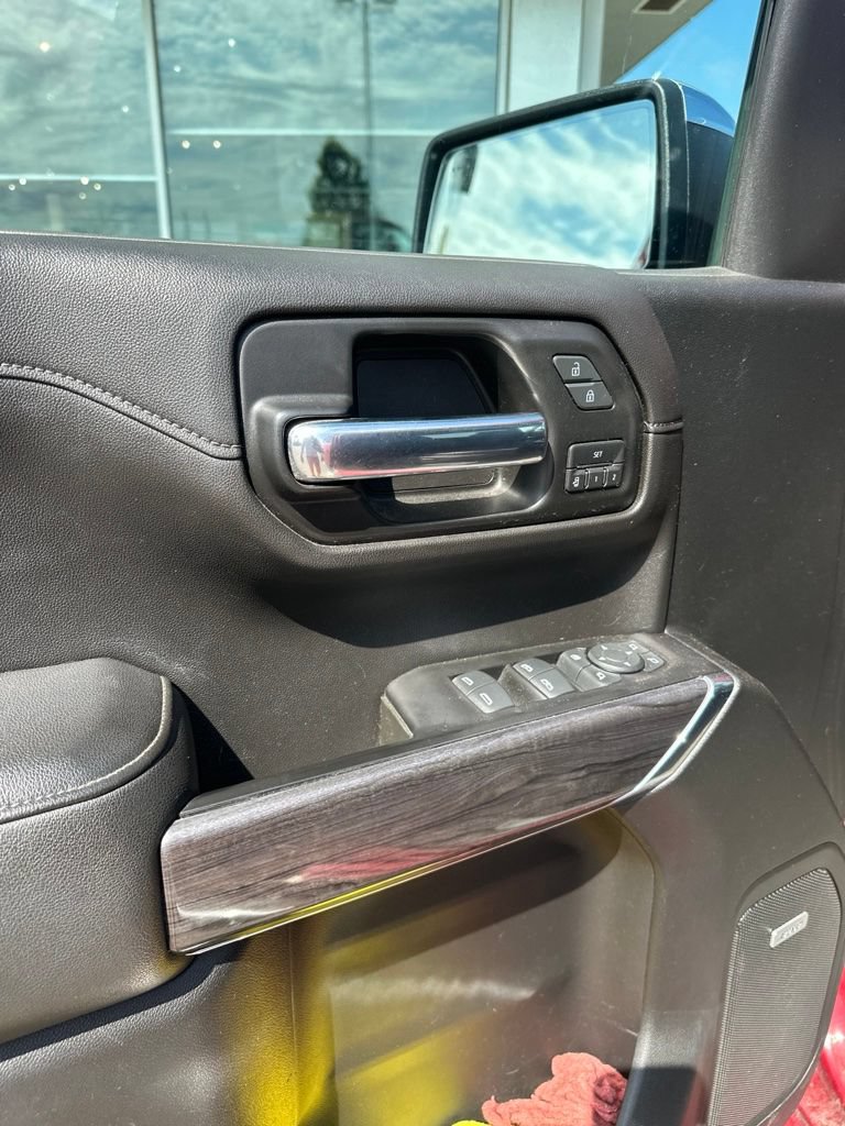 Used 2019 Chevrolet Silverado 1500 LTZ w/ LTZ Premium Package AWD/4WD image 8
