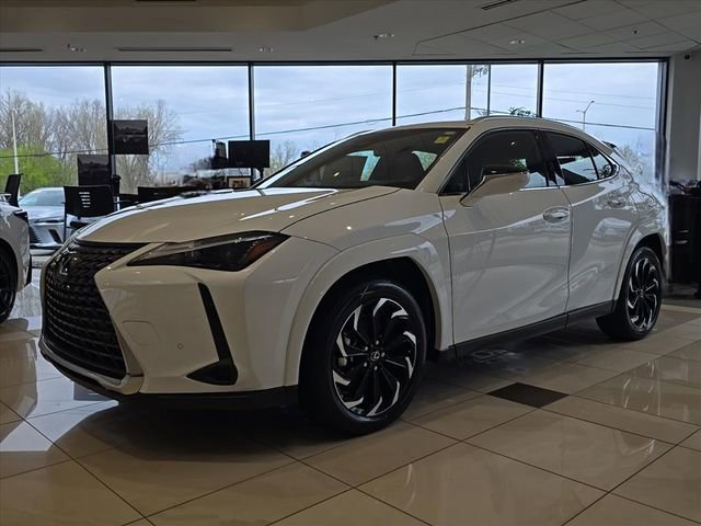 New 2026 Lexus UX 300h AWD image 3