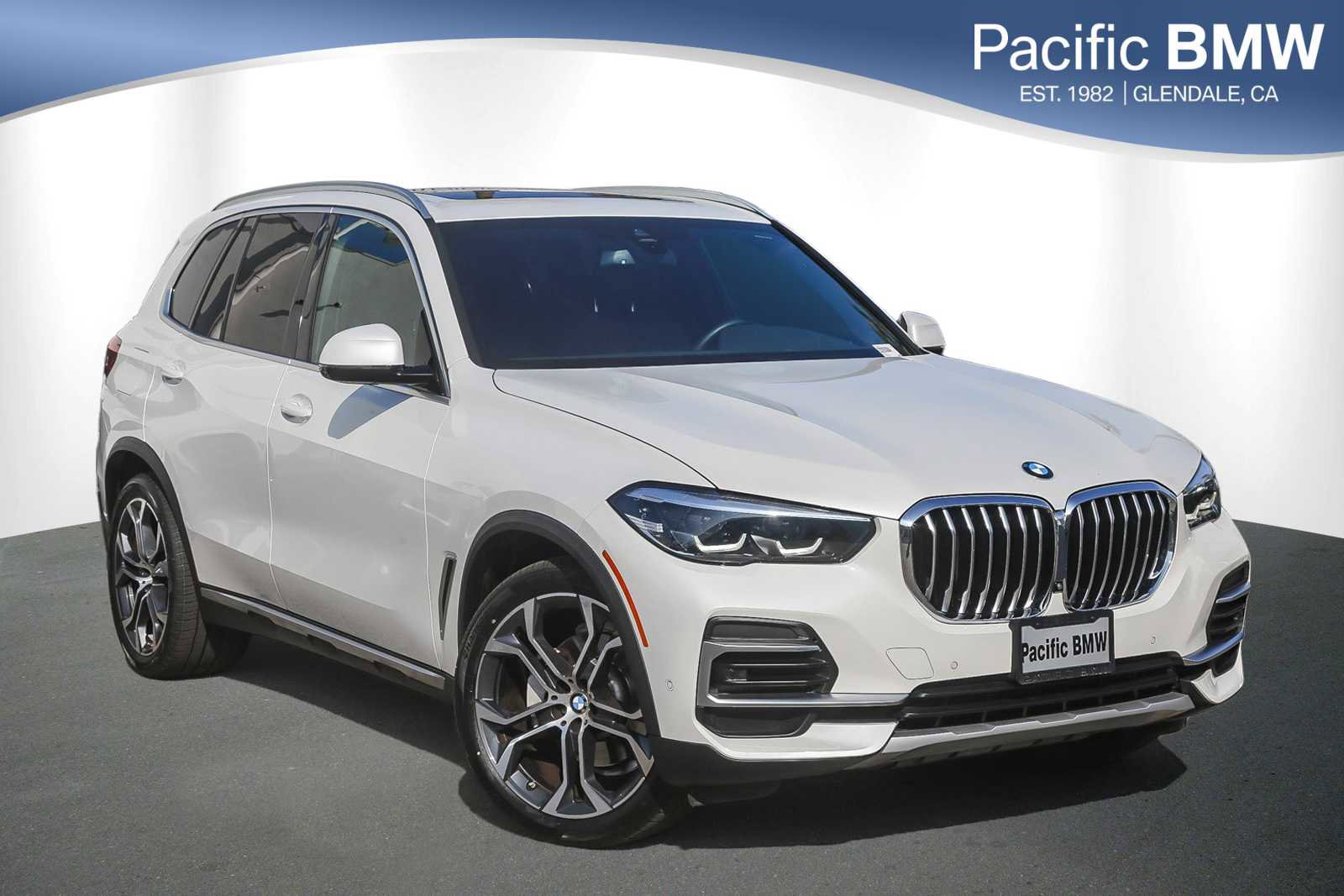 Certified 2023 BMW X5 xDrive40i w/ Premium Package image 1