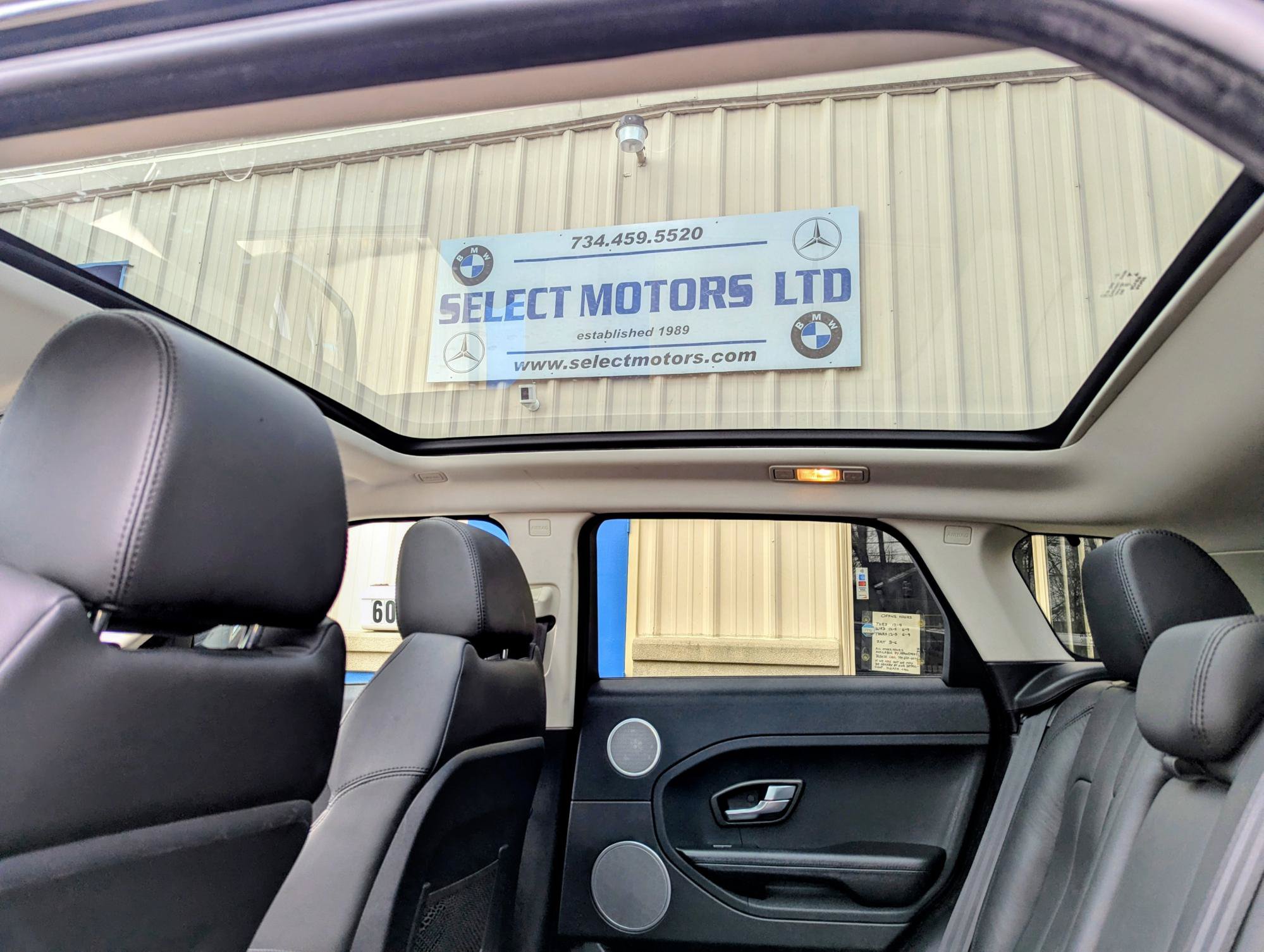 Used 2013 Land Rover Range Rover Evoque Pure Premium AWD/4WD image 13