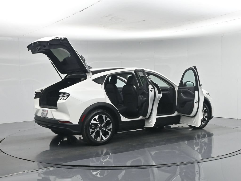 Certified 2025 Ford Mustang Mach-E Select RWD image 6